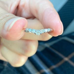 14Kt White Gold Ring size 6